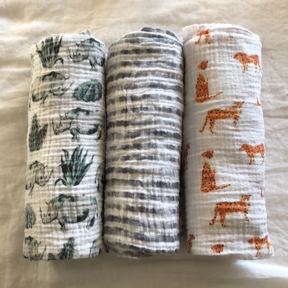 aden and anais white label swaddle